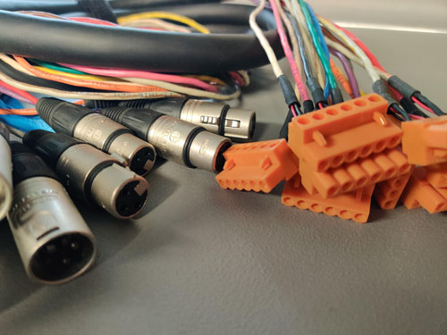 Dee Custom-multi-conductor-cable Terminal-block XLRM-F