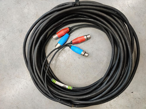 Dee Custom-Multi-Signal XLR-2way multi 20m