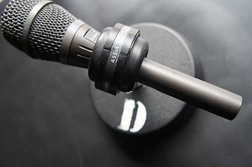 Shure A55M