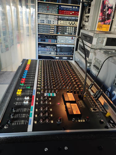 Soundcraft 1S-16