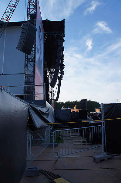 Bryan Adams and NBF - 3
