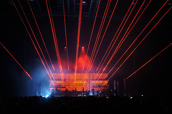 Massive Attack - 11